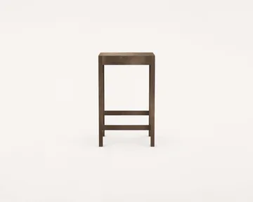 Stool 01 baarijakkara - Tummanruskea koivu, 65 cm - FRAMA