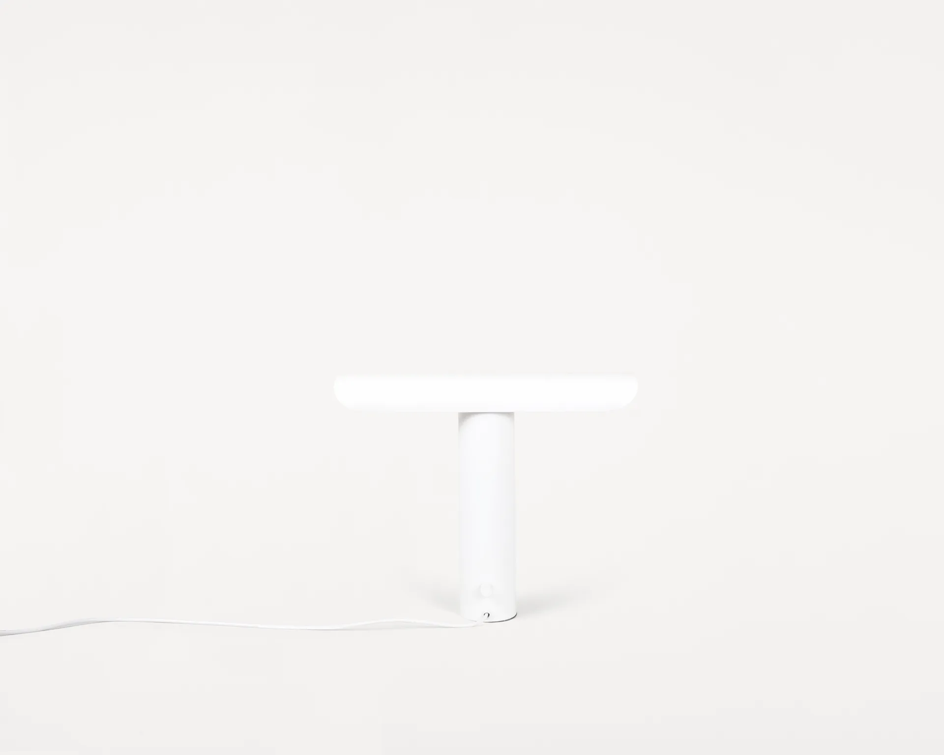 T Lamp pöytälamppu, Valkoinen FRAMA