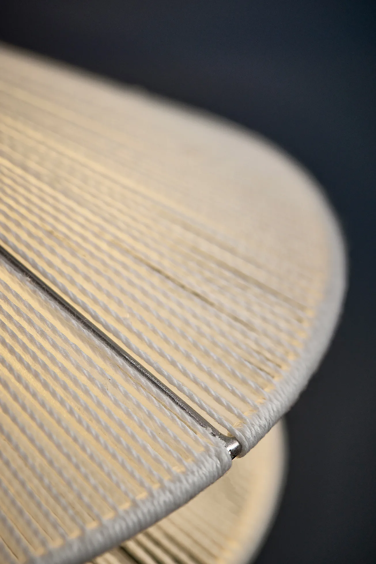 Kiku pöytälamppu Ø35,5 cm, Valkoinen Frandsen