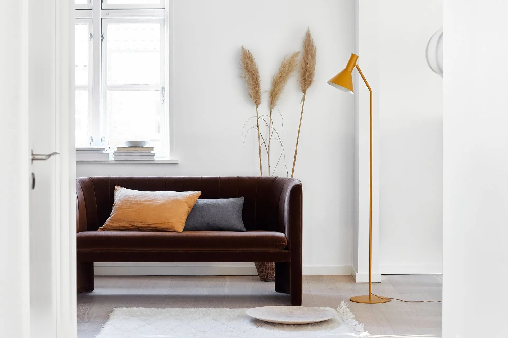 Lyss lattiavalaisin, Matta almond, 150 cm Frandsen