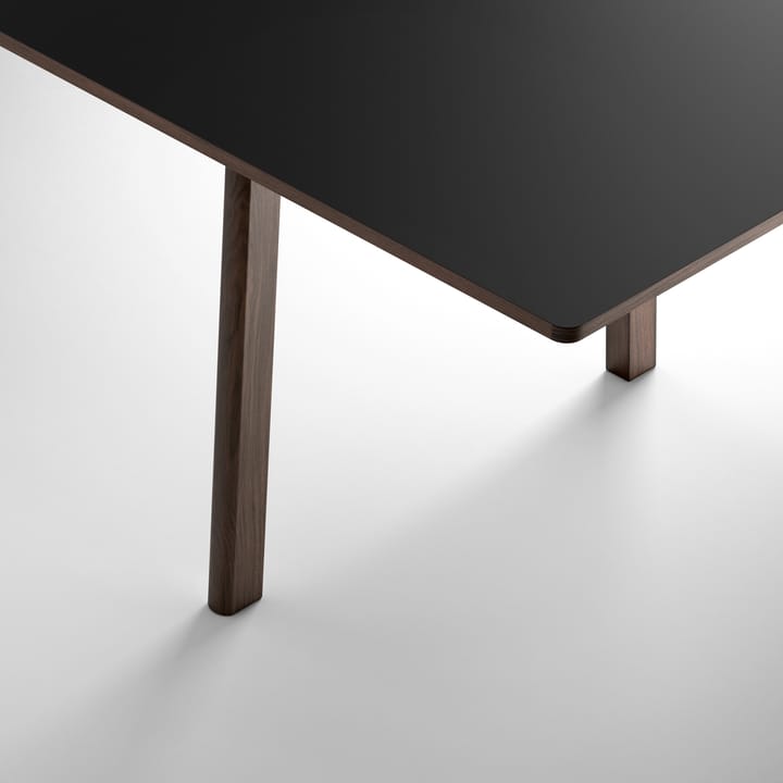 Ana ruokapöytä 220–320 x 95 cm, Nanolaminaatti musta-savustettu tammi Fredericia Furniture