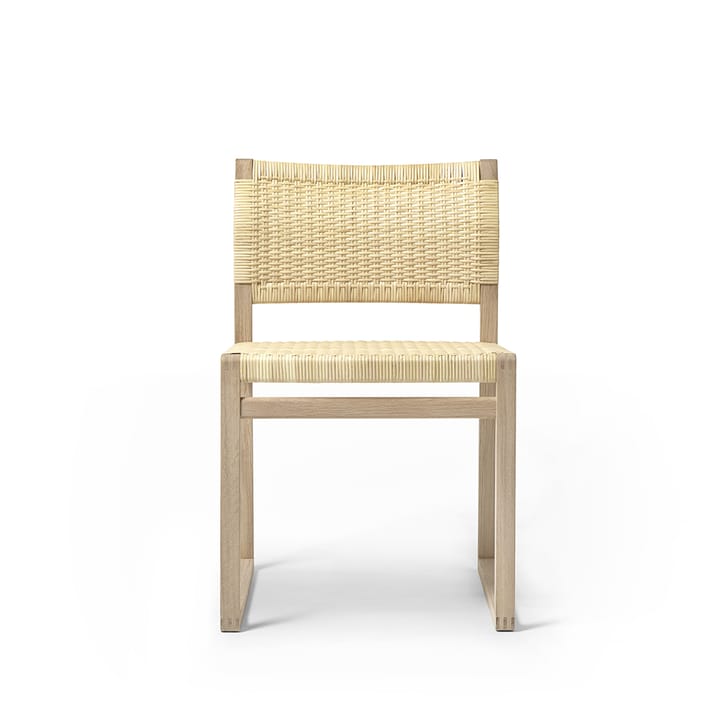 BM61-tuoli - Rottinkiöljytty jalkalamppu - Fredericia Furniture