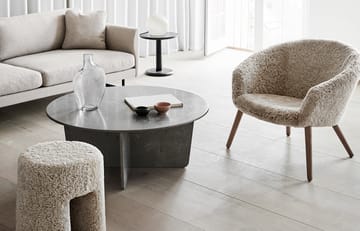 Ditzel lounge tuoli lampaantalja - Moonlight-walnut - Fredericia Furniture