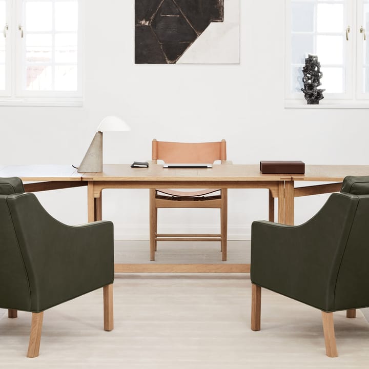 Fellow pöytälamppu, Valkoinen tumman Atlantico-limestone Fredericia Furniture