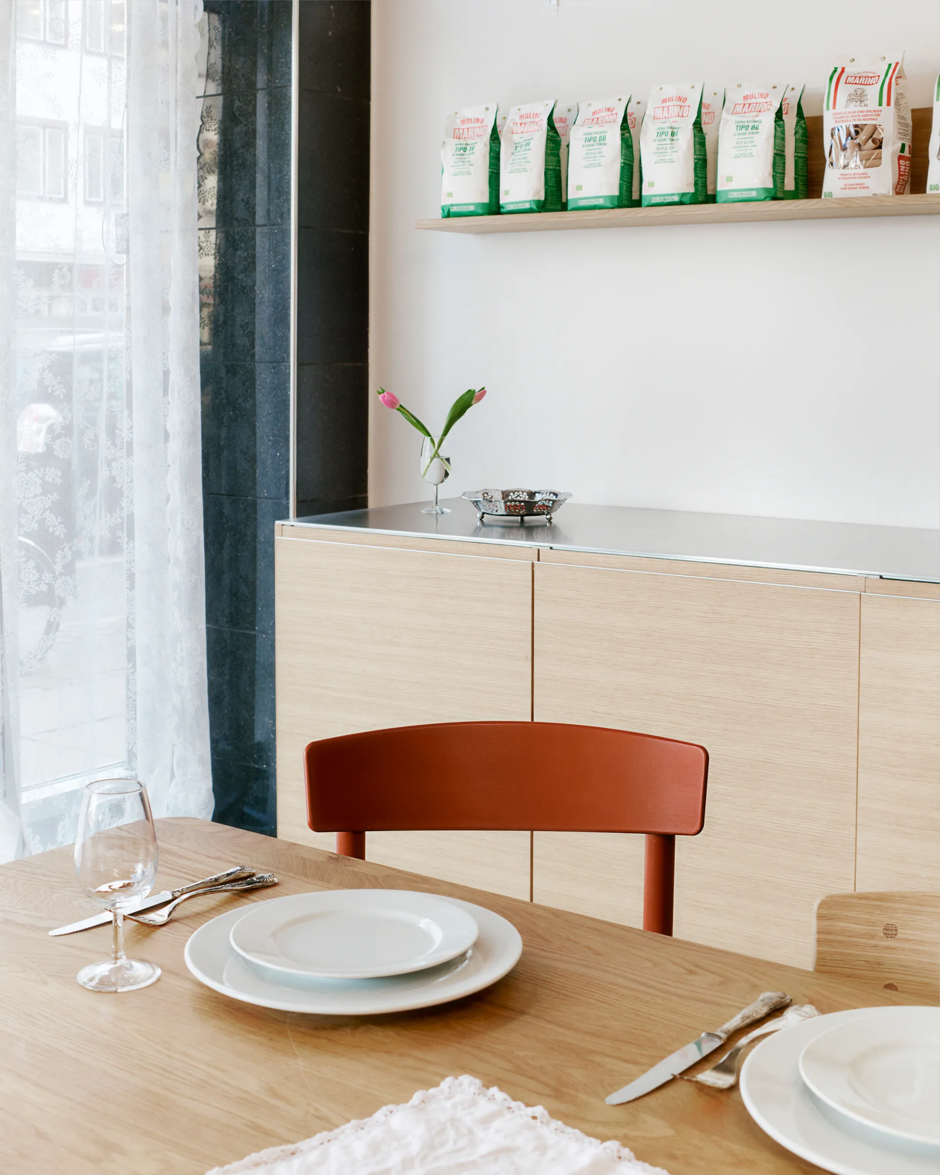 J39 tuoli, Herritage red – punottu natural Fredericia Furniture