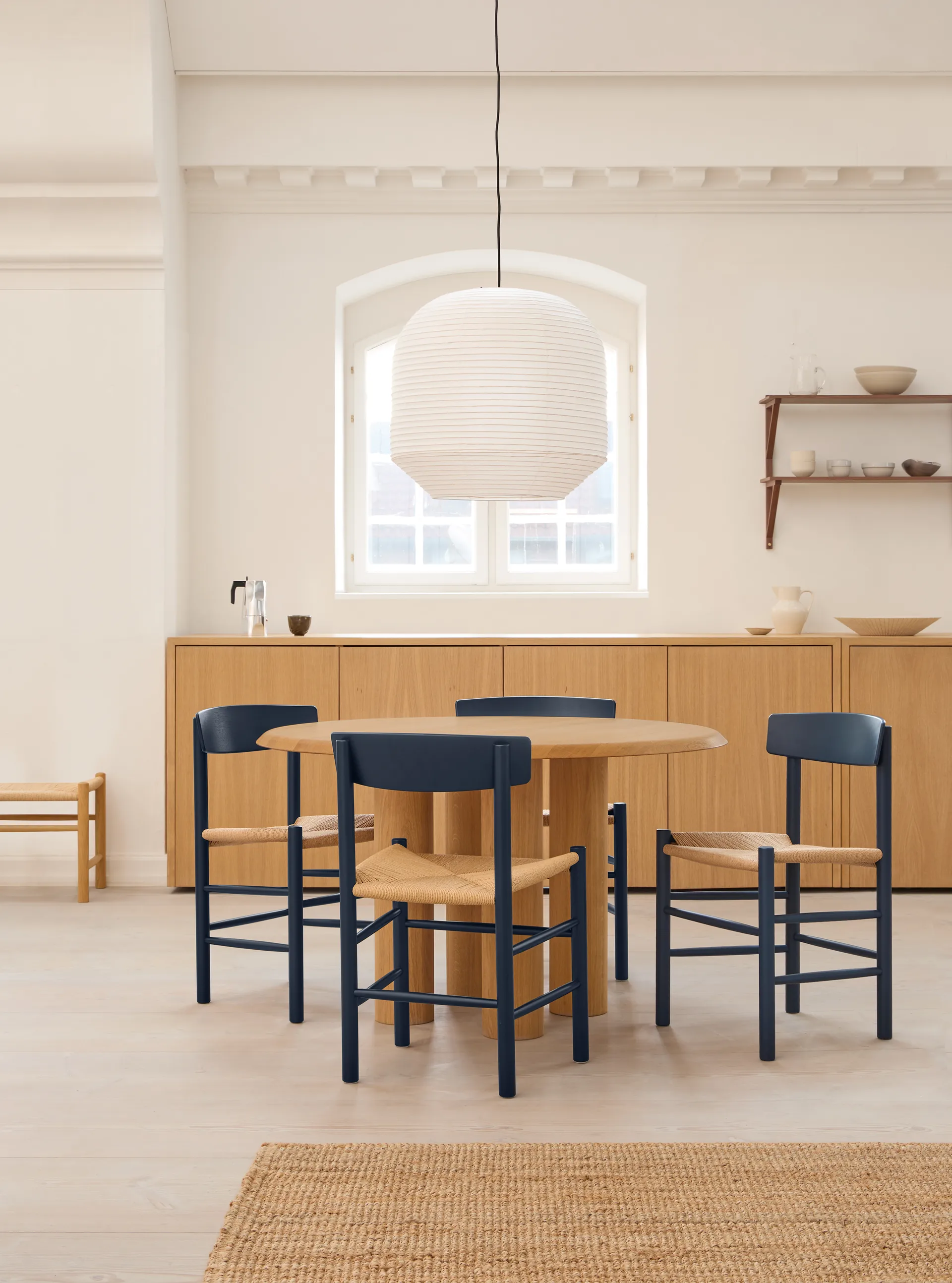 J39 tuoli, Indigo blue punottu luonnonväri Fredericia Furniture