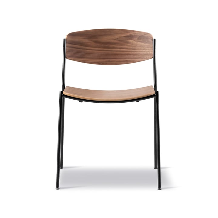 Lynderup 3080 tuoli - Lakattu pähkinä musta teräsrunko - Fredericia Furniture