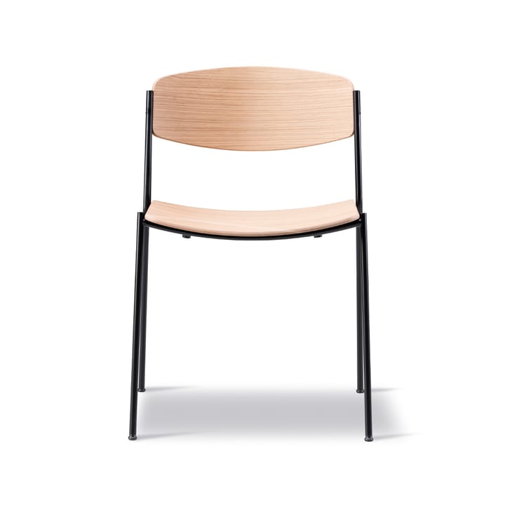 Lynderup 3080 tuoli - Lakkaus tammi-musta teräsjalusta - Fredericia Furniture