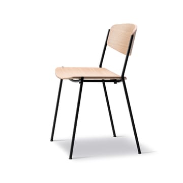 Lynderup 3080 tuoli - Lakkaus tammi-musta teräsjalusta - Fredericia Furniture