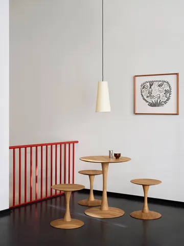 ND107 Trisse ruokapöytä - Öljytty tammi, Ø75x73 cm - Fredericia Furniture