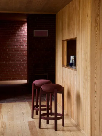 Pioneer jakkara korkea - Odino RC43 bordeaux-bordeaux pyökki - Fredericia Furniture