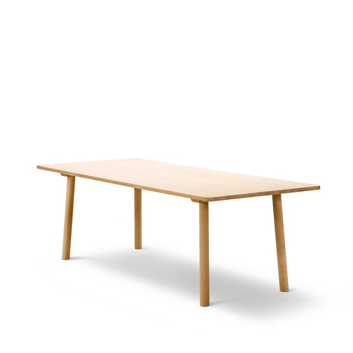 Taro 6106 ruokapöytä - Vaalea öljytty tammi, 220x93,5 cm - Fredericia Furniture