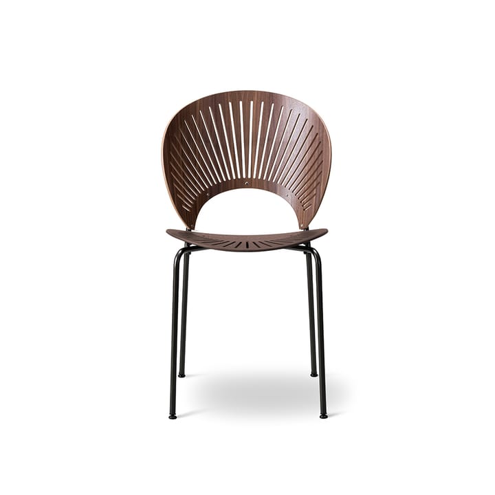Trinidad 3398 tuoli - Kirkaslakattu pähkinäjalkainen musta - Fredericia Furniture