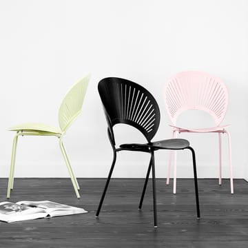 Trinidad 3398 tuoli - Musta petsattu saarni - jalka musta - Fredericia Furniture