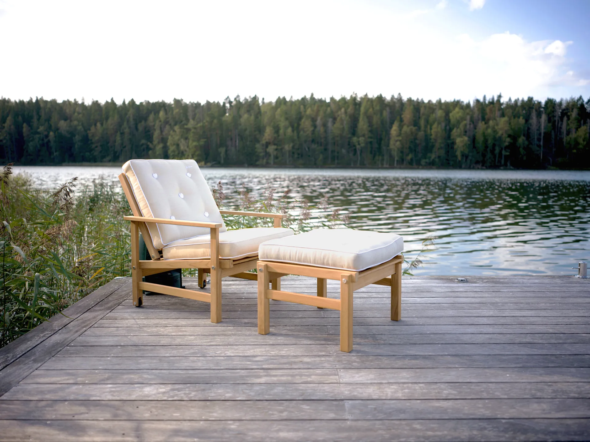 05 nojatuoli, Tiikki Fri Form