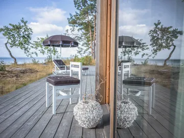 06 tuoli - Valkoinen - Fri Form