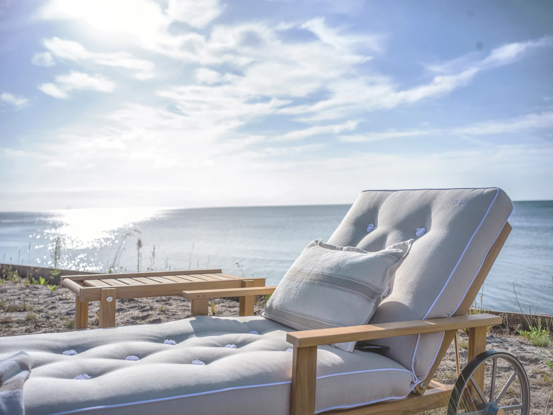 31 makuuvaunu, Tiikki, 78×171 cm Fri Form