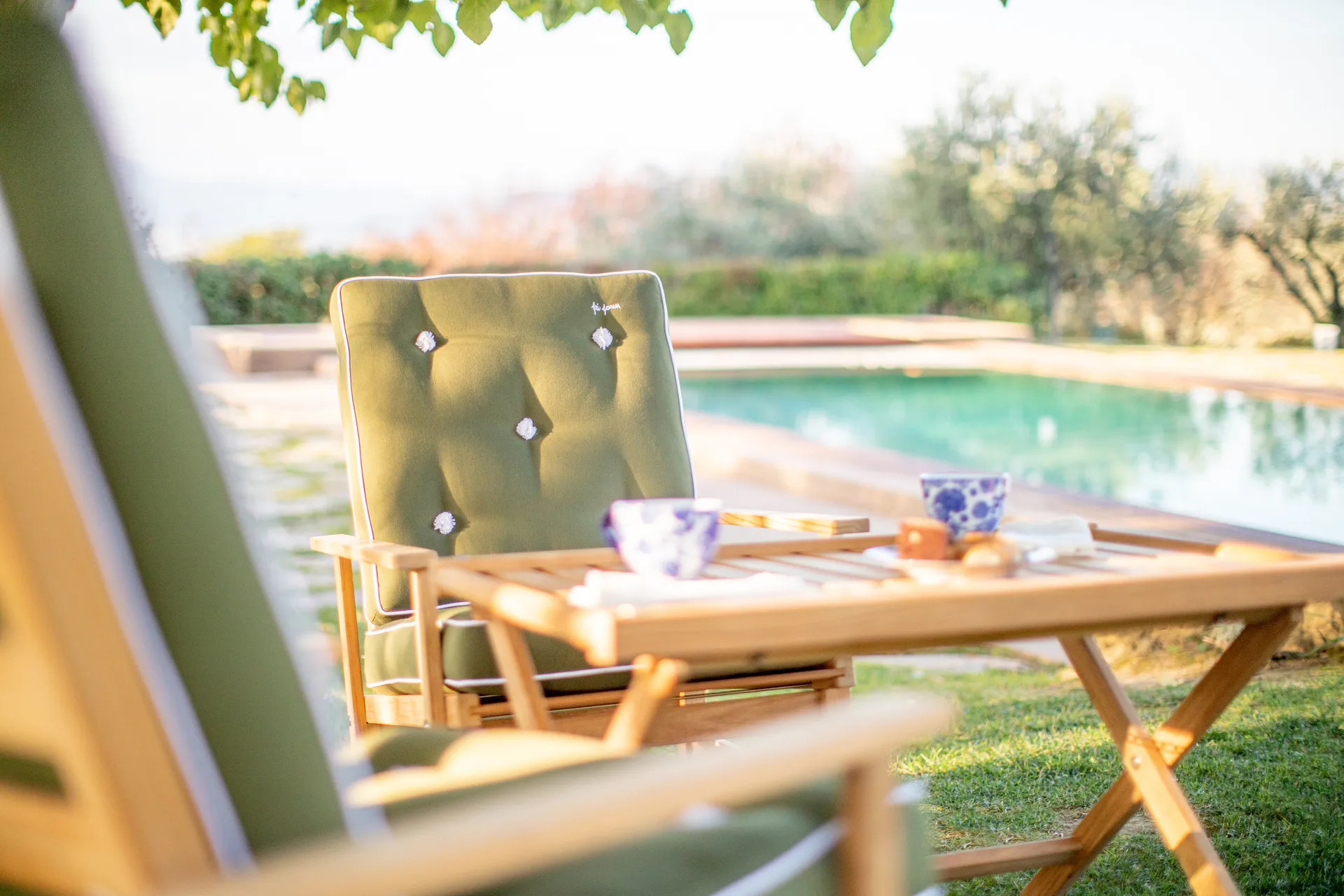 60 tiilitiipöytä, Teak, 59x94 cm Fri Form