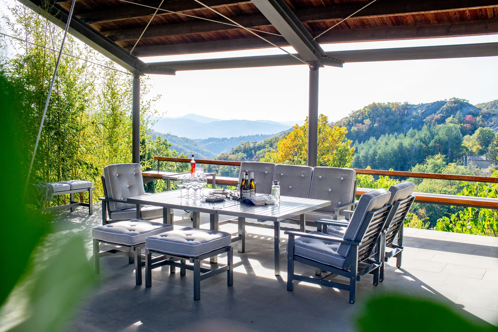 65 pöytä, Harmaa, 124×122×72 cm Fri Form