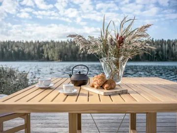 65 pöytä - Teak, 128×120×68 cm - Fri Form