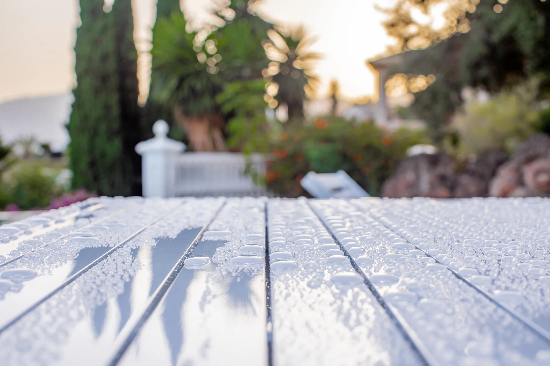 65 pöytä, Valkoinen, 124×133×66 cm Fri Form