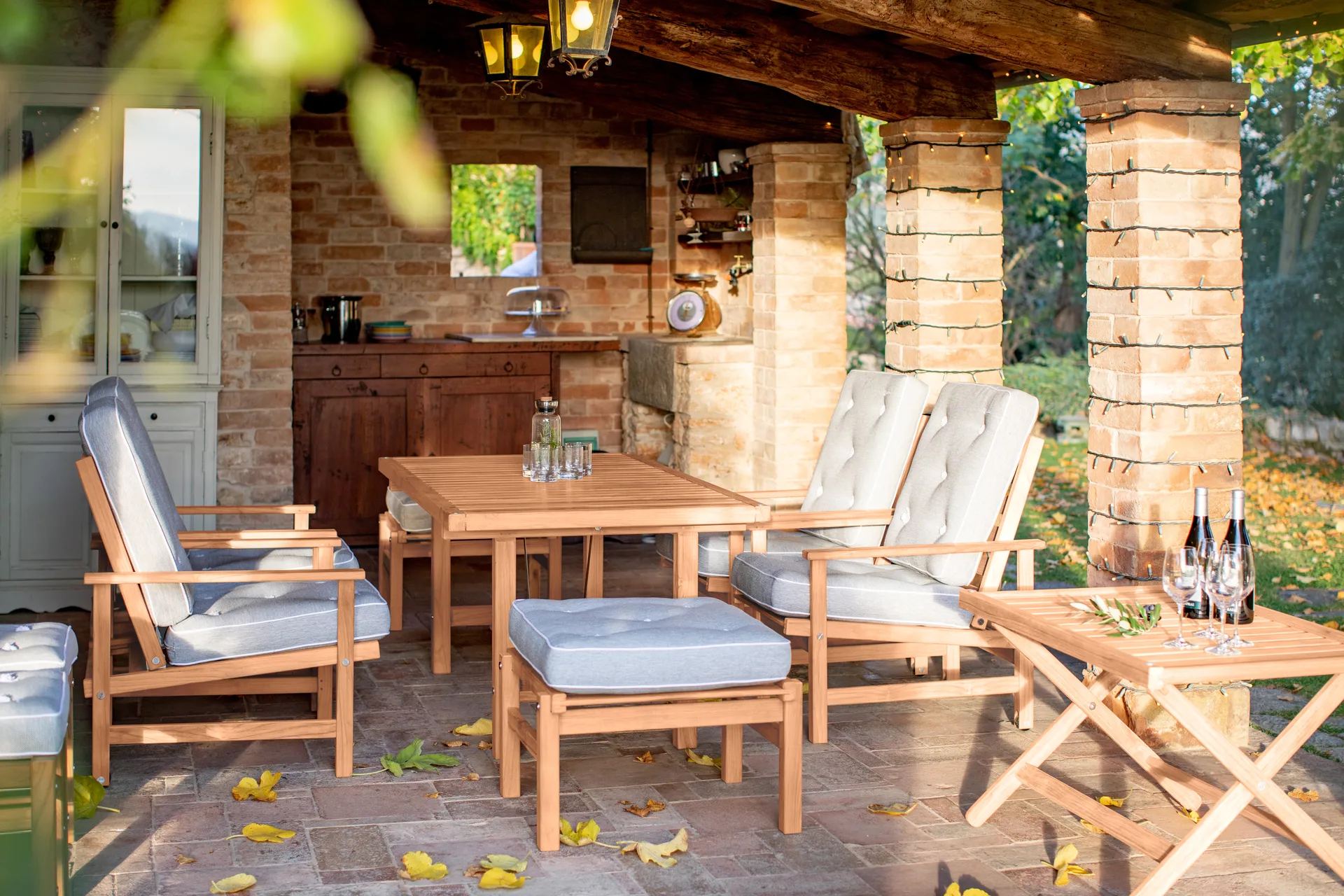 92 jakkara, Redwood Fri Form