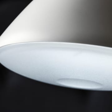 AQ01 pöytävalaisin - Valkoinen - Fritz Hansen
