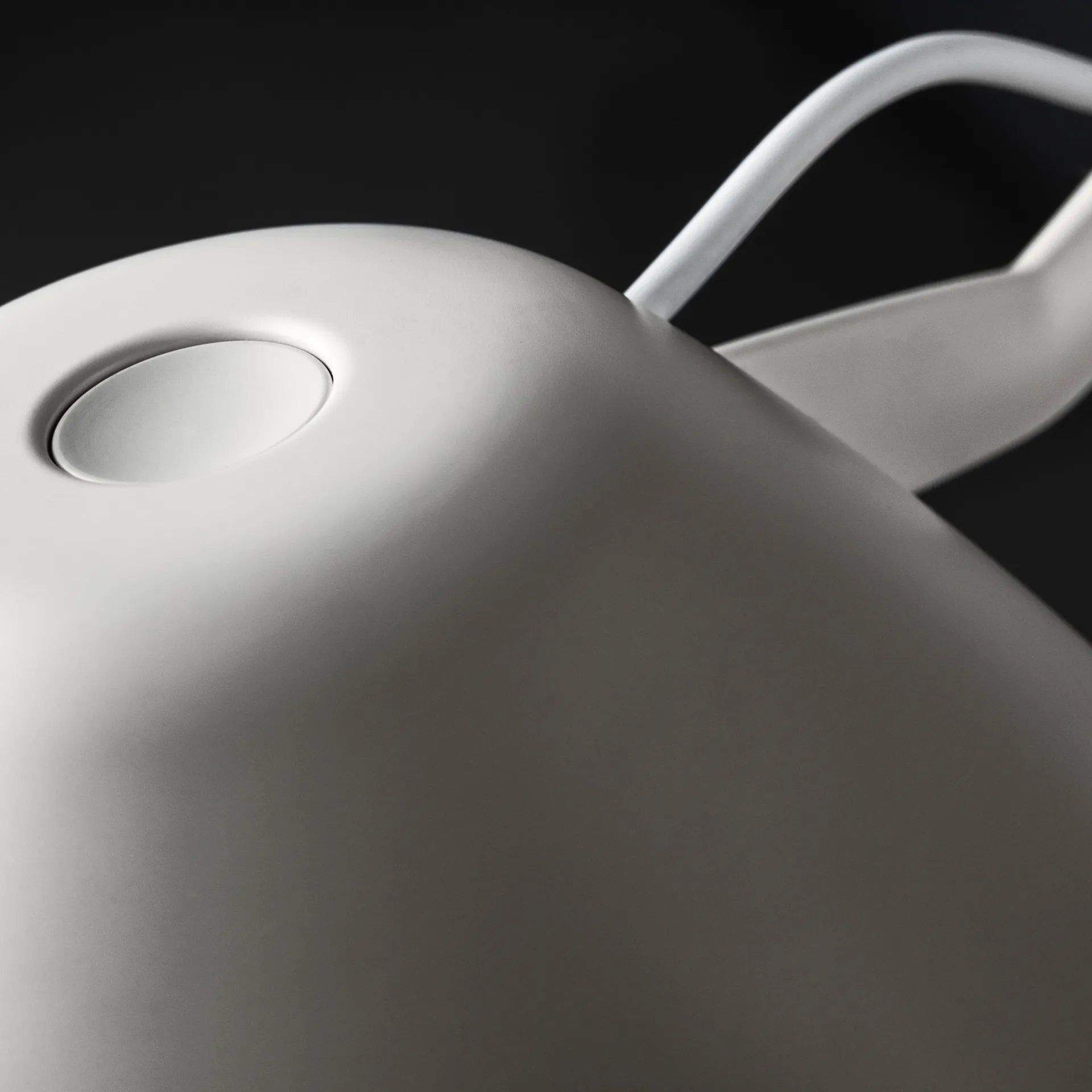 AQ01 seinävalaisin, Valkoinen Fritz Hansen