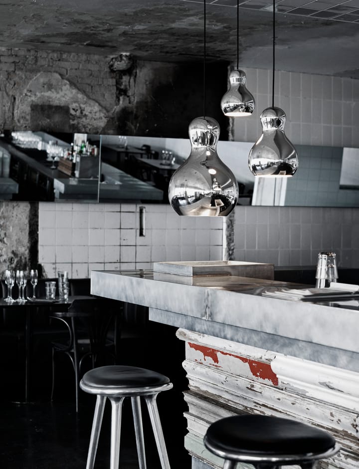 Calabash P2 -kattovalaisin, Hopea Fritz Hansen