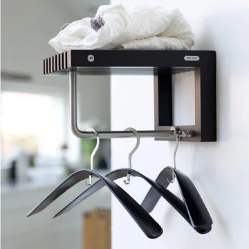 Cutter hattuhylly mini - mustaksi maalattu tammi - Fritz Hansen