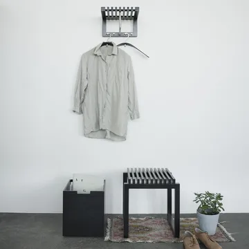 Cutter rahi - mustaksi maalattu tammi - Fritz Hansen