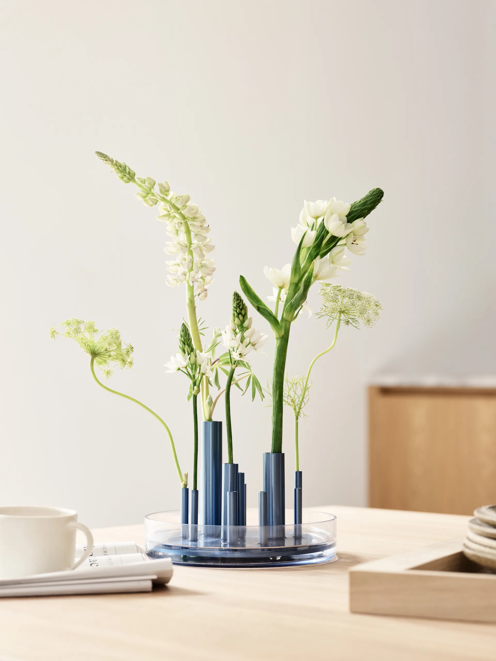 Ikeru low maljakko, Dusk blue Fritz Hansen