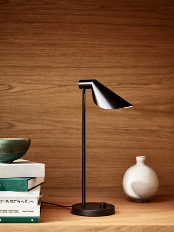 MS022 pöytävalaisin - Black - Fritz Hansen