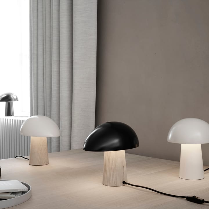Night Owl -pöytävalaisin, tuhka, Smokey white Fritz Hansen