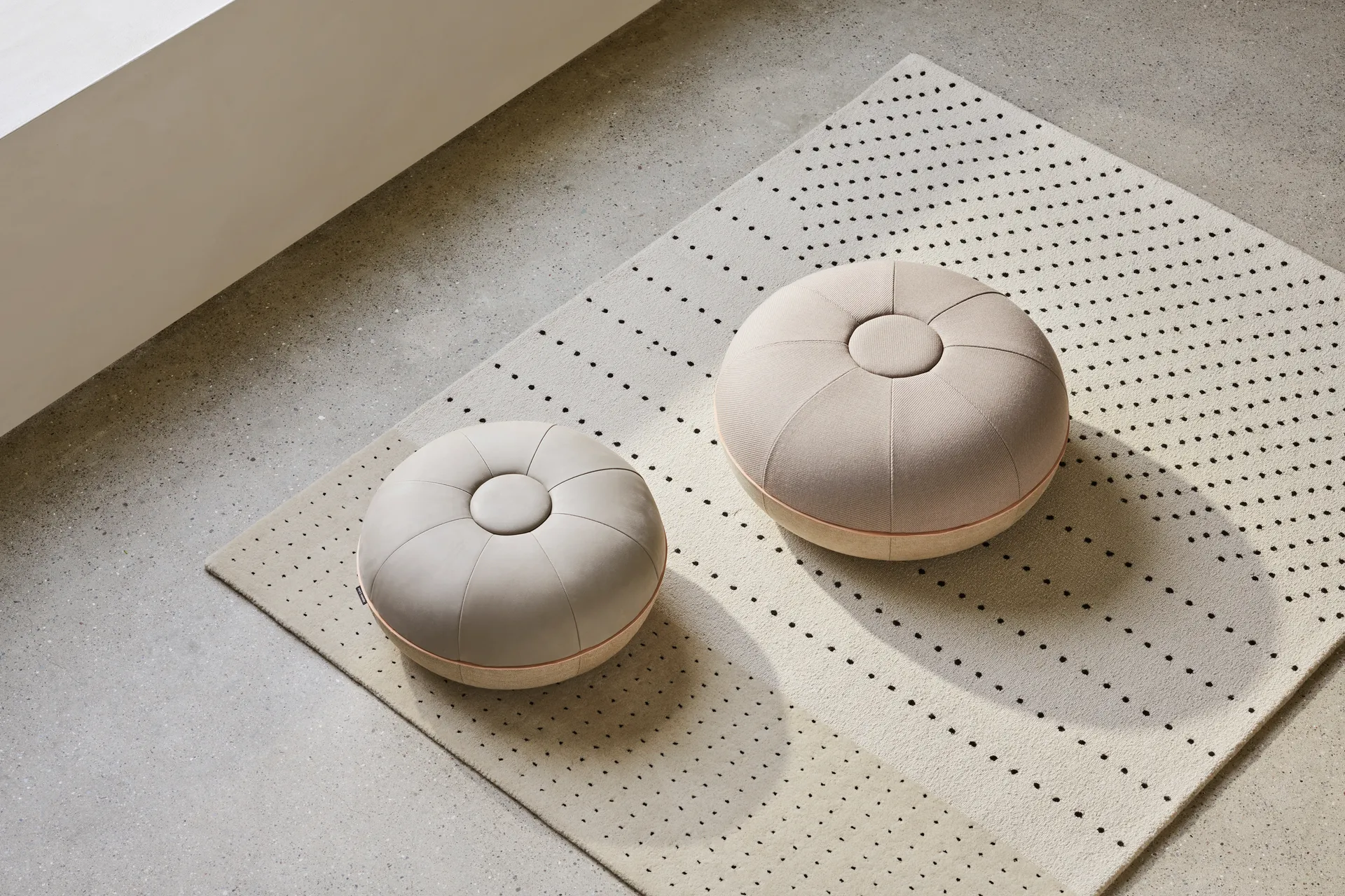 Pouf-istuintyyny, suuri, Beige Fritz Hansen