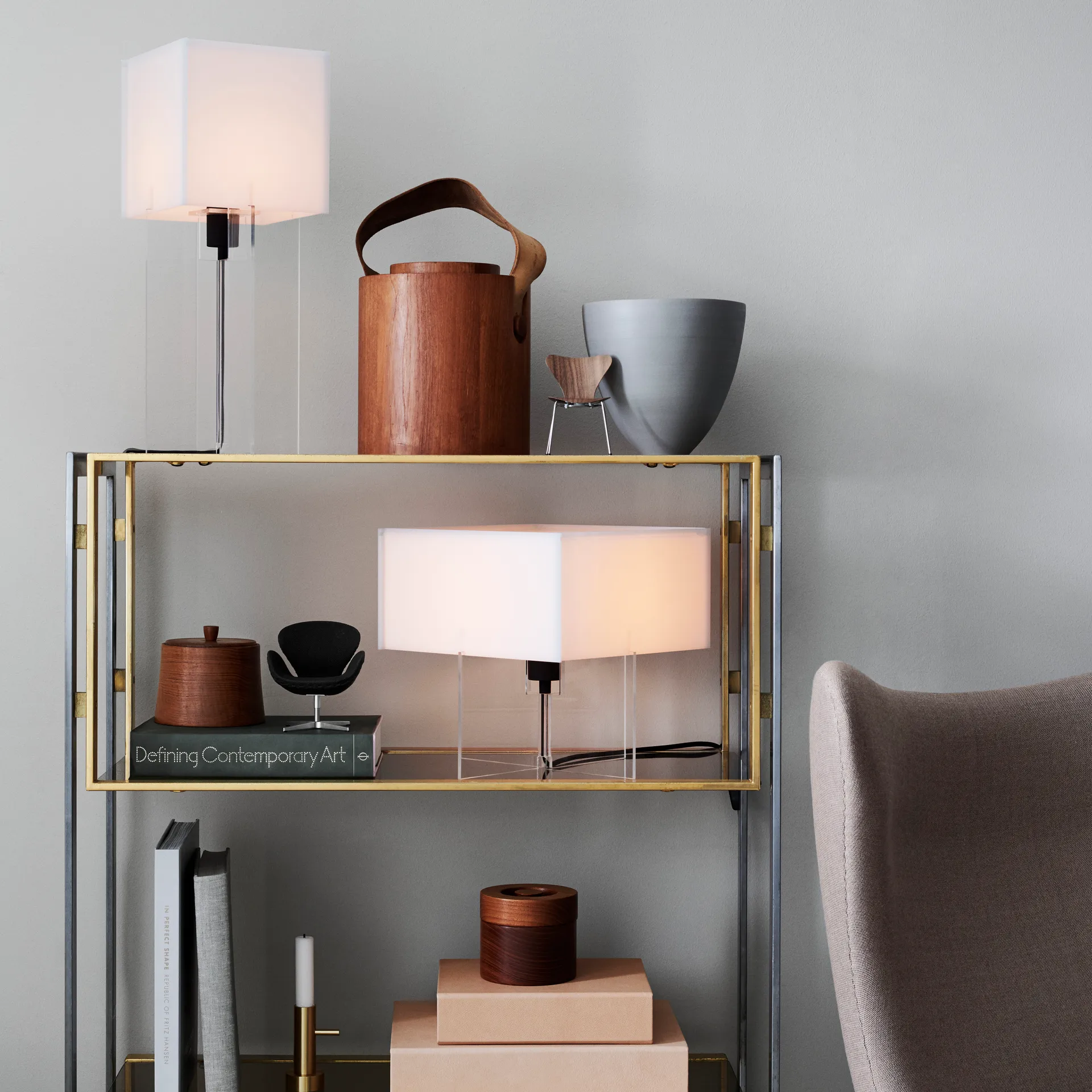 Series 7 Tuoli, miniature, Walnut Fritz Hansen