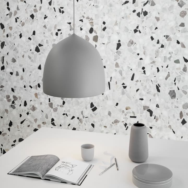 Suspence P1 -riippuvalaisin, Vaaleanharmaa Fritz Hansen