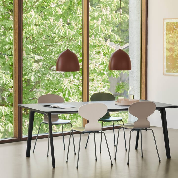 Suspence P1.5 -riippuvalaisin, Powder burgundy Fritz Hansen