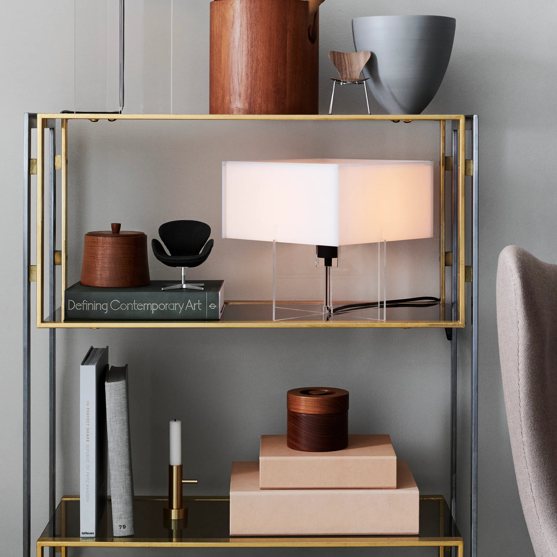 Svanen miniature, Musta Fritz Hansen