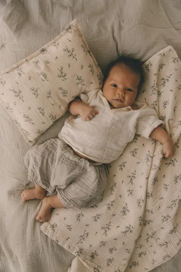 Bluebell Muslin pussilakanasetti baby - 70x80 cm/28x35 cm - Garbo&Friends