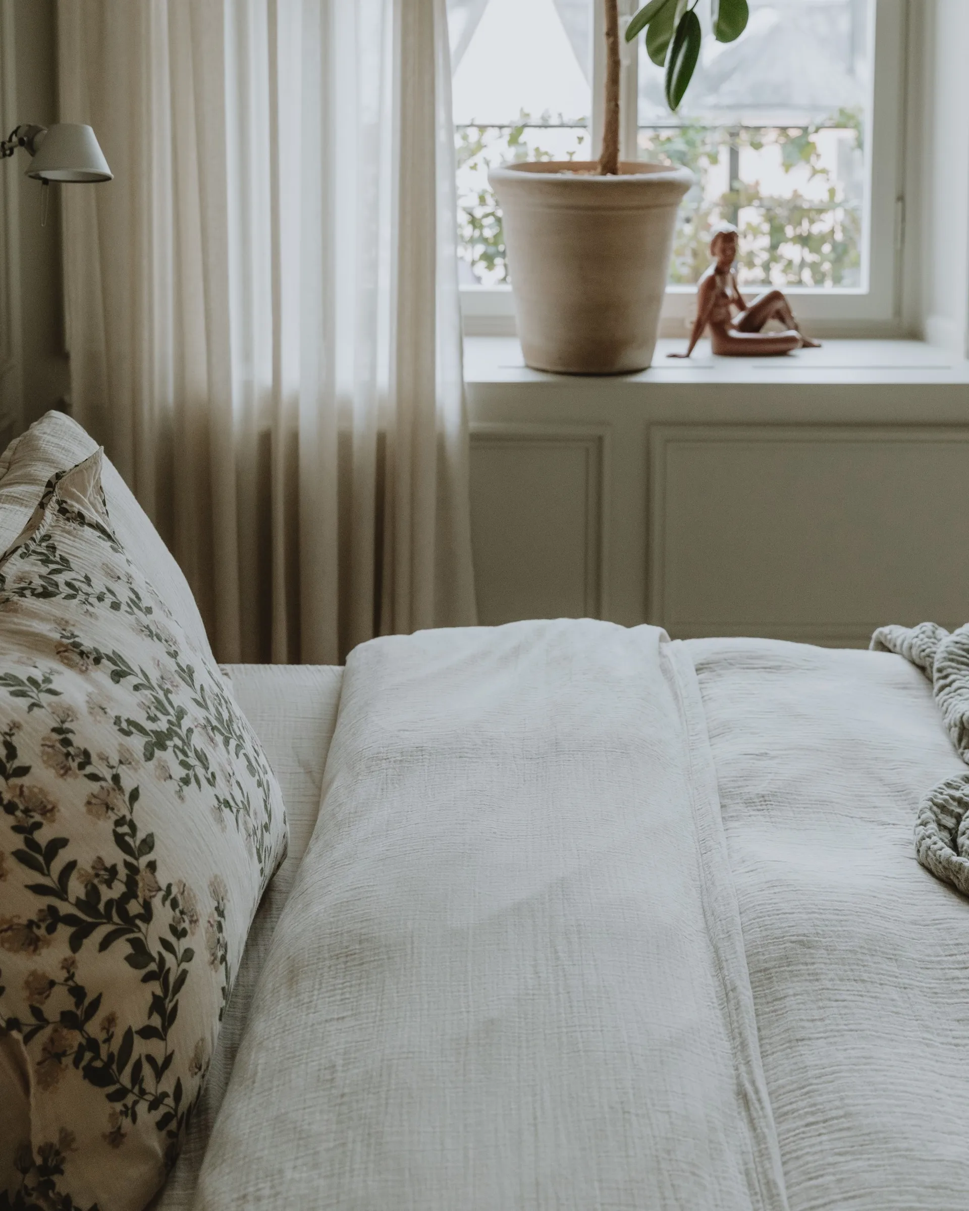 Eggshell Muslin pussilakana double, 220X220 cm Garbo&Friends