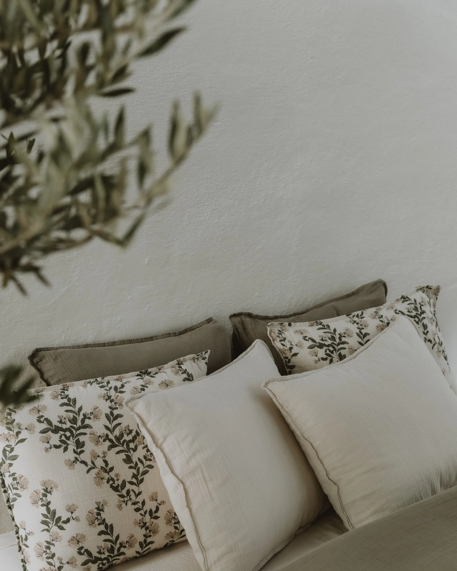 Eggshell Muslin tyynyliina, 50x70 cm Garbo&Friends