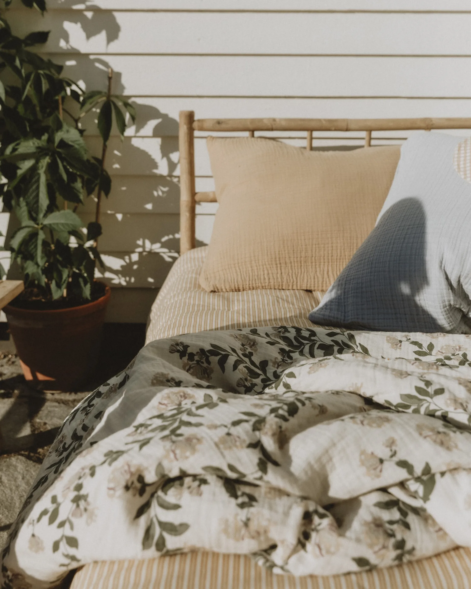 Honeysuckle Muslin pehmustettu huopa, 100x140 cm Garbo&Friends