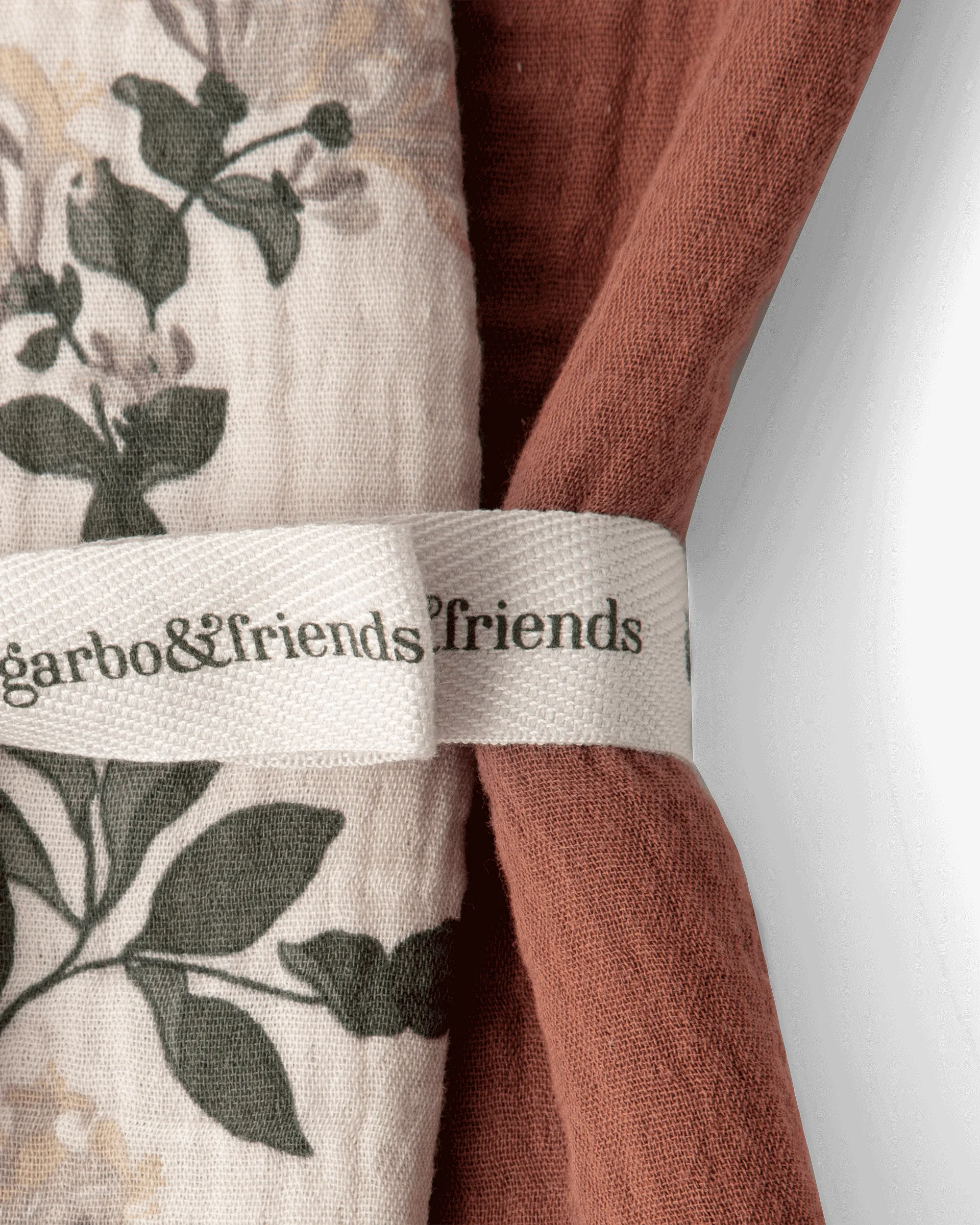 Honeysuckle Muslin peitto pieni 2 osaa, 60x60 cm Garbo&Friends