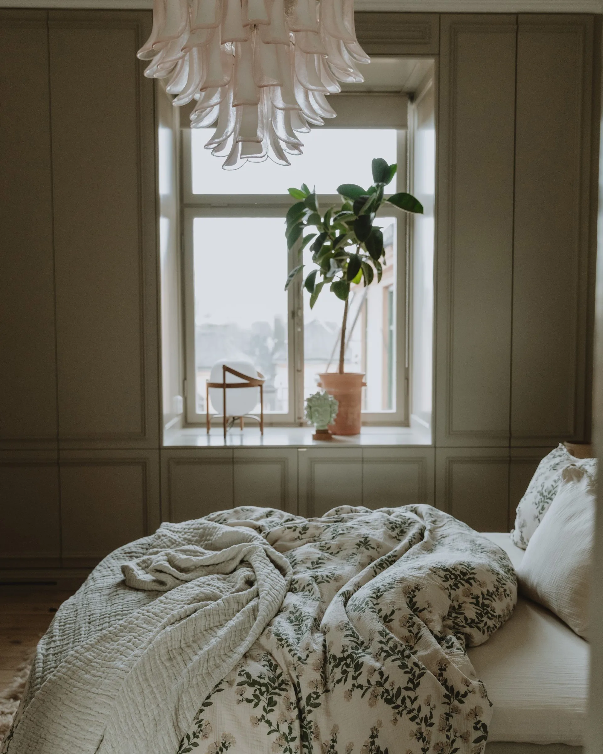 Honeysuckle Muslin pussilakana double, 220x220 cm Garbo&Friends