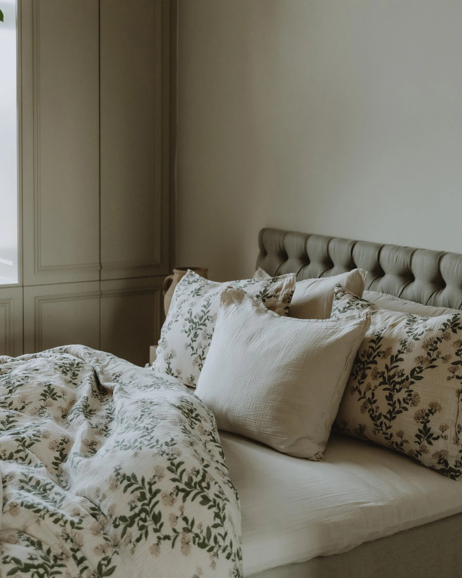 Honeysuckle Muslin pussilakana double, 220x240 cm Garbo&Friends