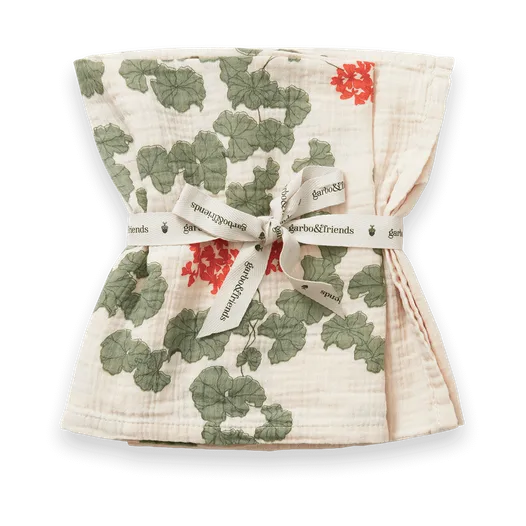 Pelargonium Muslin peitto pieni 2 osaa, 60x60 cm Garbo&Friends