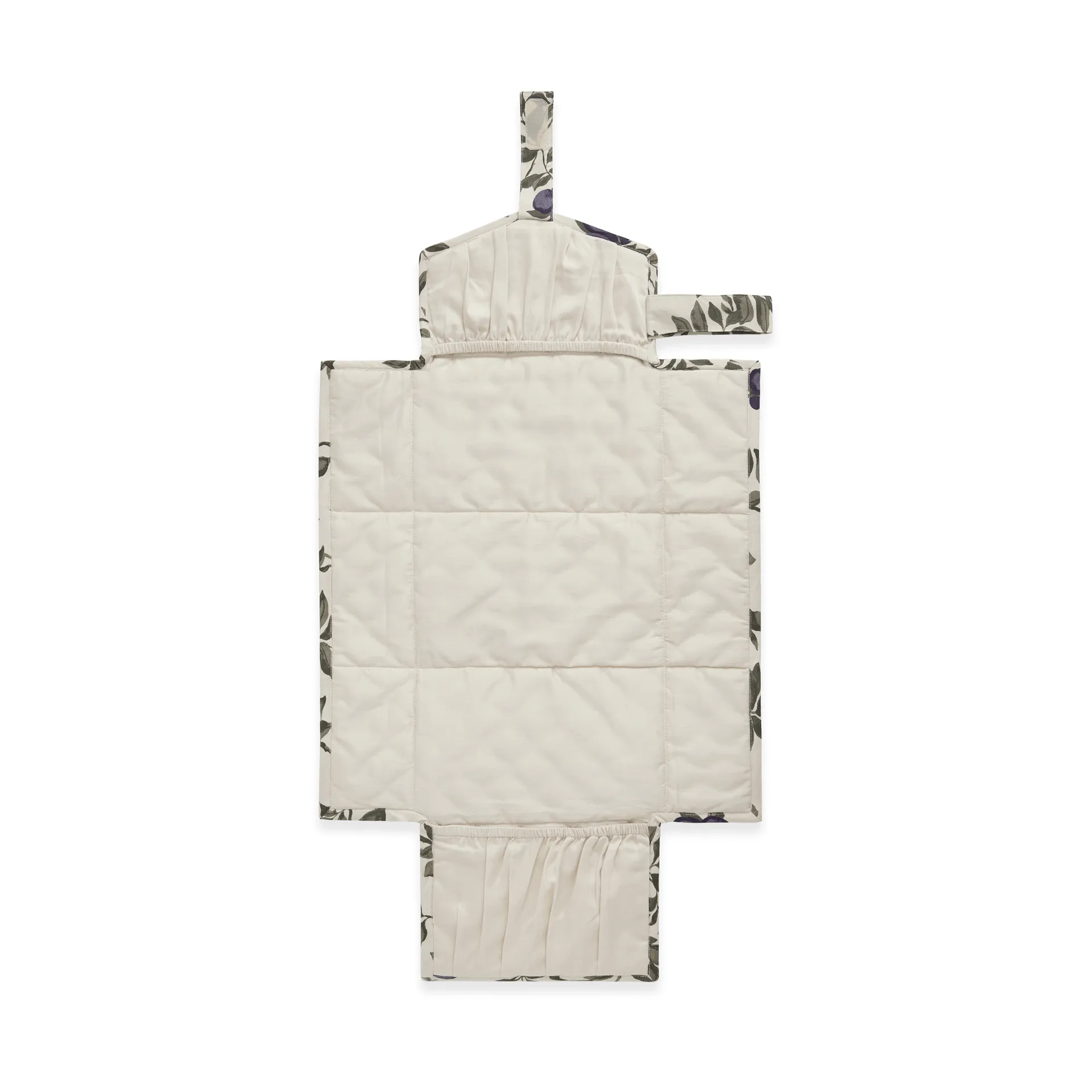 Plum satin tikattu change to go, kannettava hoitoalusta, 46x80 cm Garbo&Friends