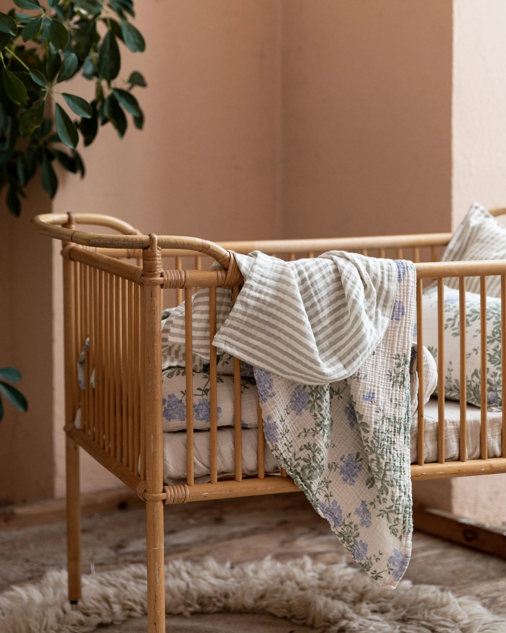 Plumbago Muslin Swaddle peitto, 110x110 cm Garbo&Friends