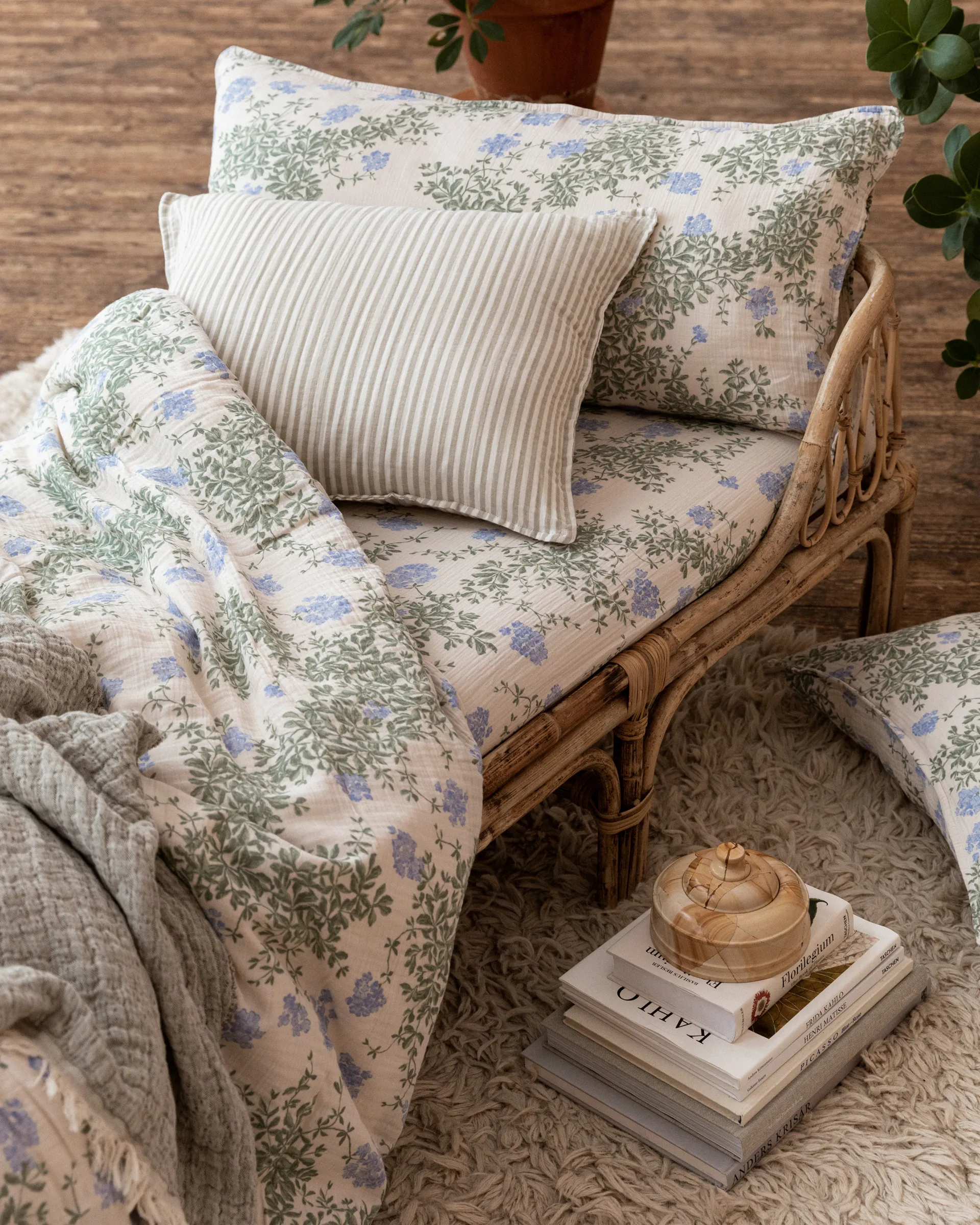 Plumbago Muslin tyynyliina, 50x90 cm Garbo&Friends